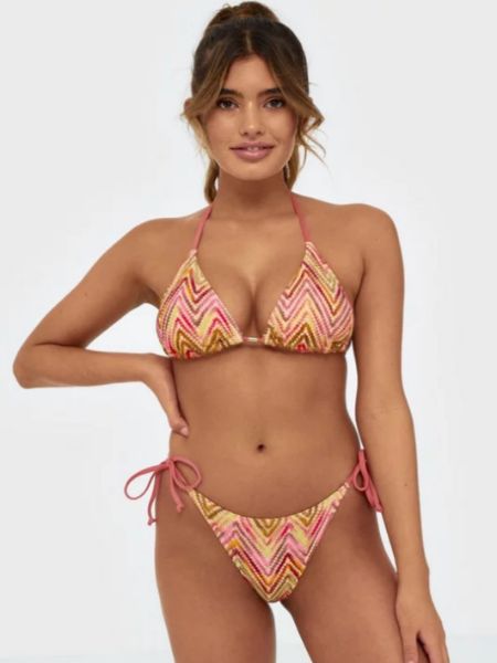 Εικόνα της Dorina Zanzi τριγωνάκι χρωματιστό. Τύπου πλεκτό.