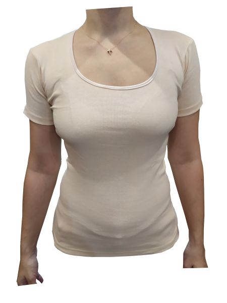 Εικόνα της Dreams μπεζ γυναικείο φανελάκι με κοντό μανίκι.