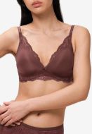 Εικόνα της Triumph Amourette Charm P Σοκολά σουτιέν χωρίς μπανέλα, με ελαφριά επένδυση.