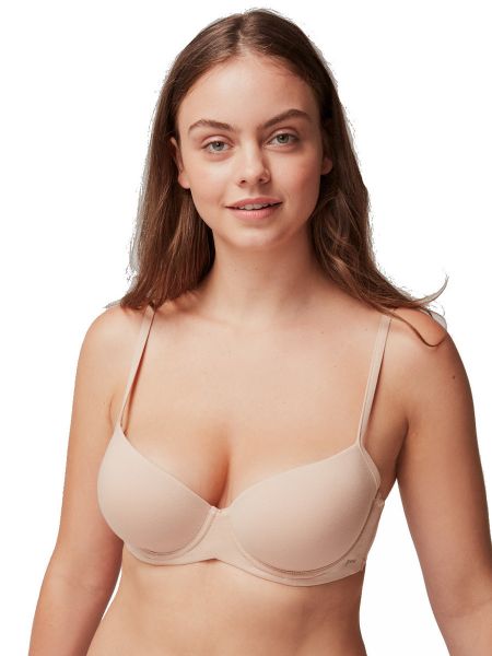 Εικόνα της Gisela Σουτιέν Μπεζ Με Μπανέλα Και Ελαφριά Επένδυση.