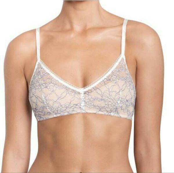Εικόνα της sloggi Light Lace 2.0 P. Σουτιέν εκρού με μπλε δαντέλα.Χωρίς μπανέλα, με ελαφριά επένδυση. Ρυθμιζόμενες ράντες.