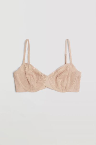 Εικόνα της Ysabel Mora μπεζ σουτιέν με μπανέλα, χωρίς επένδυση.