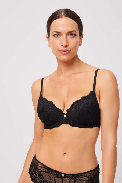Εικόνα της Ysabel Mora Μαύρο Σουτιέν Με Δαντέλα, Μπανέλα & Ελαφριά Επένδυση.