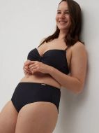 Εικόνα της Ysabel Mora Μαύρο Ψηλόμεσο Slip Μαγιό.