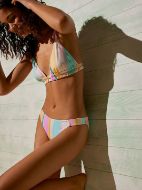 Εικόνα της Ysabel Mora Εκρού Ριγέ Μαγιό Slip.