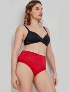 Εικόνα της Gisela Μαύρο Μαγιό Top Χωρίς Μπανέλες, Με Ελαφριά Επένδυση.