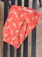 Εικόνα της Apple ανδρικό μαγιό σορτς κοραλλί με σχέδιο "φοίνικες".