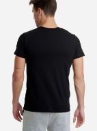 Εικόνα της Μαύρη φαρδιά ανδρική φανέλα τύπου T-Shirt.