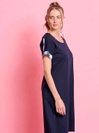 Εικόνα της Jeannette Βαμβακερό Μπλε Σκούρο Νυχτικό Με Ζαπονέ Μανίκι.