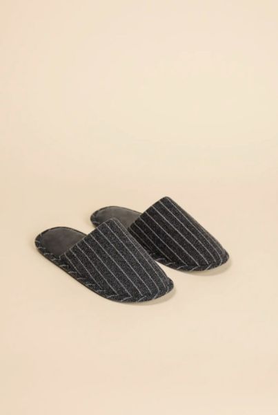 Εικόνα της Noidinotte Γκρι Ριγέ Ανδρικές Χειμερινές Παντόφλες.