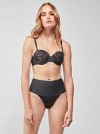 Εικόνα της Gisela Μαύρο Σουτιέν Strapless Με Δαντέλα, Μπανέλες & Ελαφριά Επένδυση.