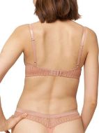 Εικόνα της Triumph Aura Spotlight WHP μπεζ σουτιέν με μπανέλα, και ελαφριά επένδυση.