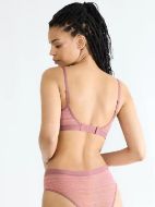 Εικόνα της Triumph Free Ροζ Σουτιέν Push Up χωρίς Μπανέλες 10224701-7836
