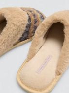 Εικόνα της Ysabel Mora Μπεζ Ethnic Γυναικείες Παντόφλες.